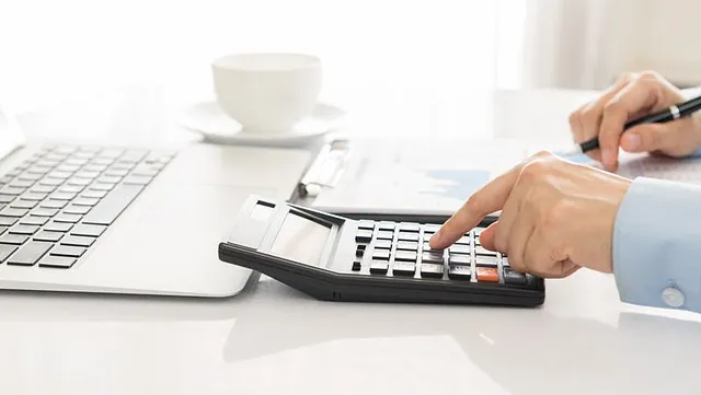 Financial advisor